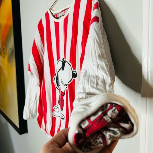 Vintage Red White Striped Double Sided Snoopy Reversible Sweatshirt Size Large - Picture 5 of 11